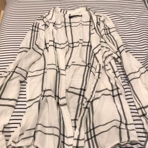 Aesthetic Button Down/ Flannel